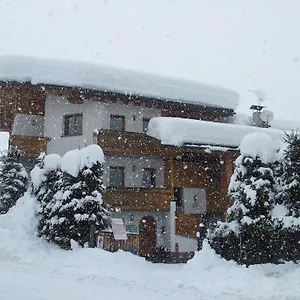 https://chalets-dolomites.hotelinveneto.com