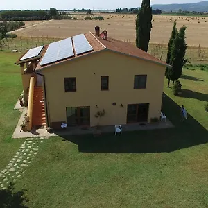 https://isola-di-silvia.it-tuscanyhotel.com